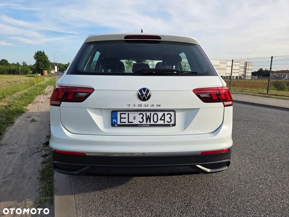 Volkswagen Tiguan 1.5 TSI EVO Active - 9