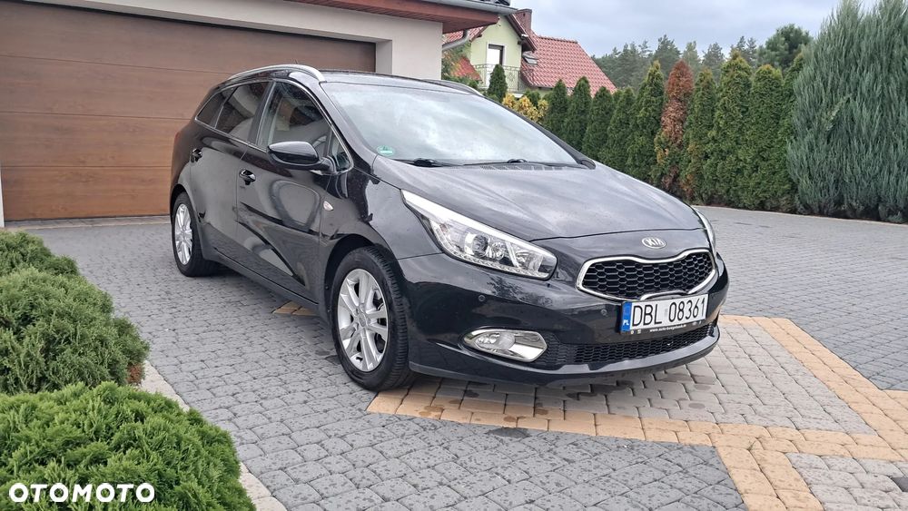 Kia Ceed - 1