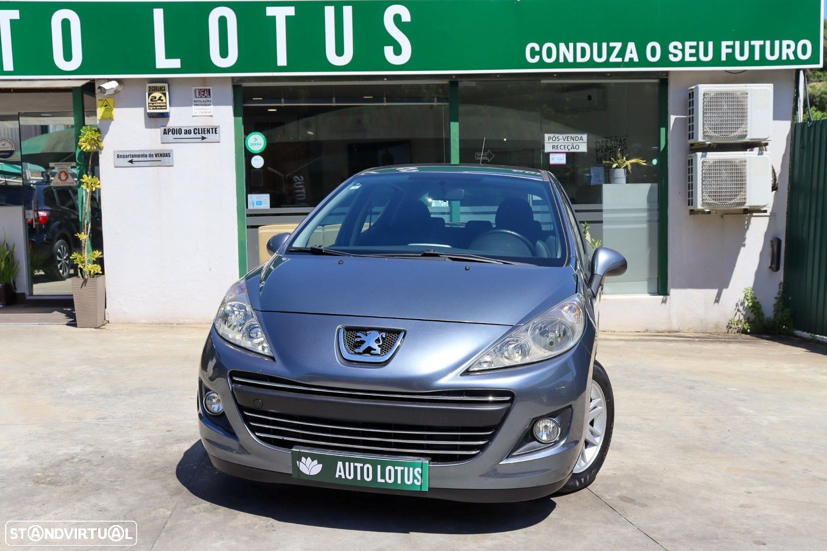 Peugeot 207 1.6 HDi Premium - 1
