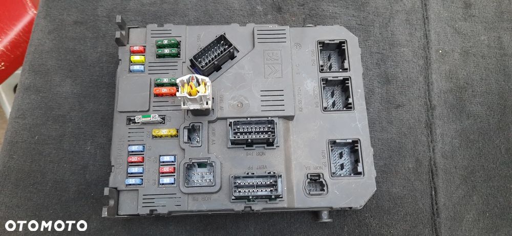 moduł BSC A02 00 9656148080 bsm  9646405280 9667044880 9675877980 R02-00 9664705980 R02r02-00 9661281580 L01-00 9656593780 9661708280 l11-00  bsi 966405888001 281201919b 28119247-5b 9645030380 9661682880 9659285480 BSI 9657999380 - 37