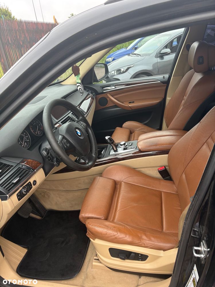 BMW X5 4.8i xDrive - 5