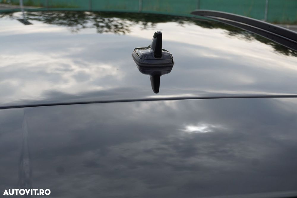 Audi A4 Avant 2.0 TDI S tronic - 20