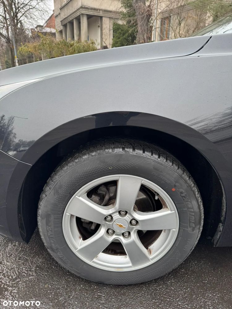 Chevrolet Cruze 1.6 LT+ - 22