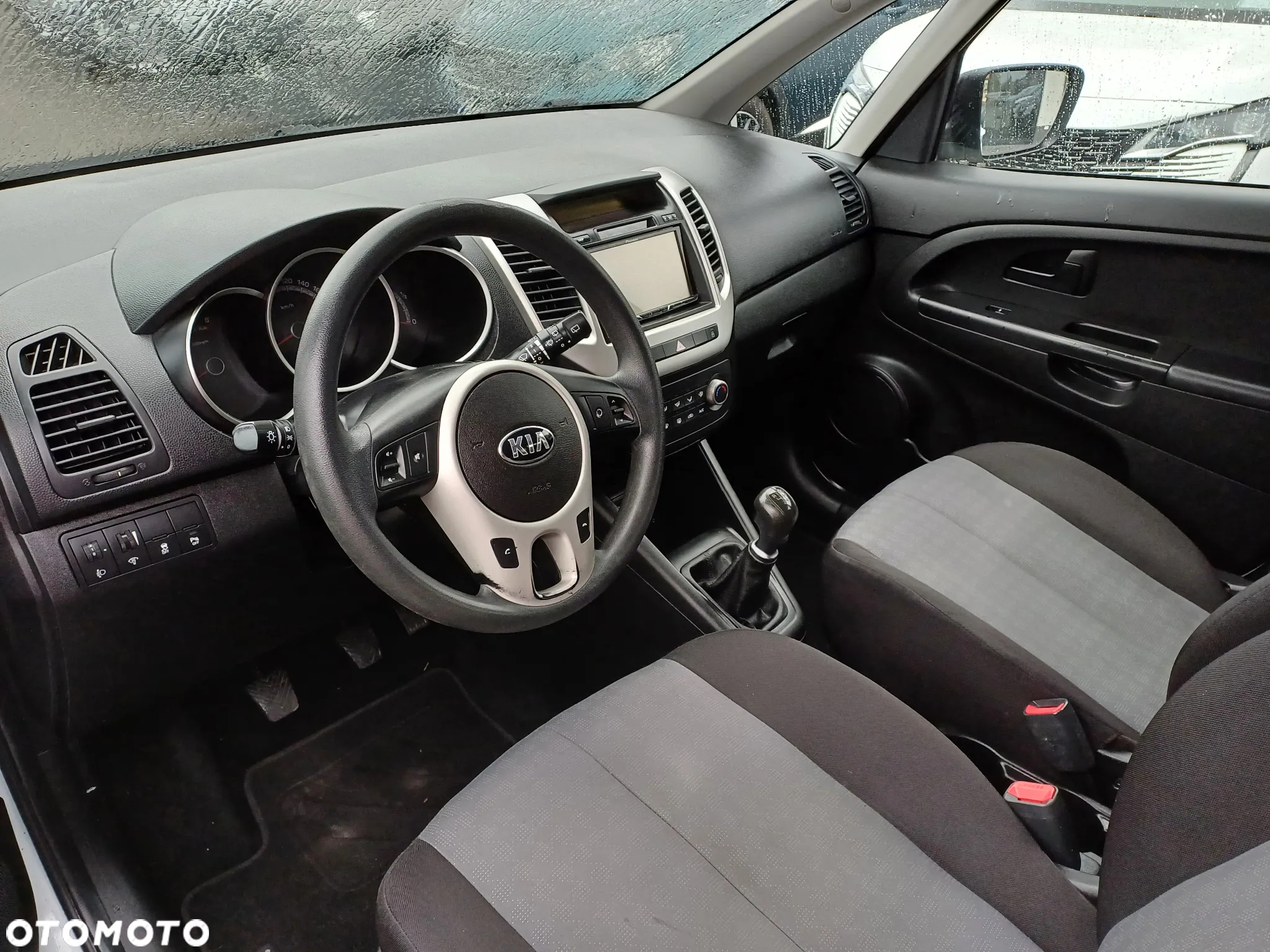Kia Venga 1.4 CVVT Edition 7 - 11