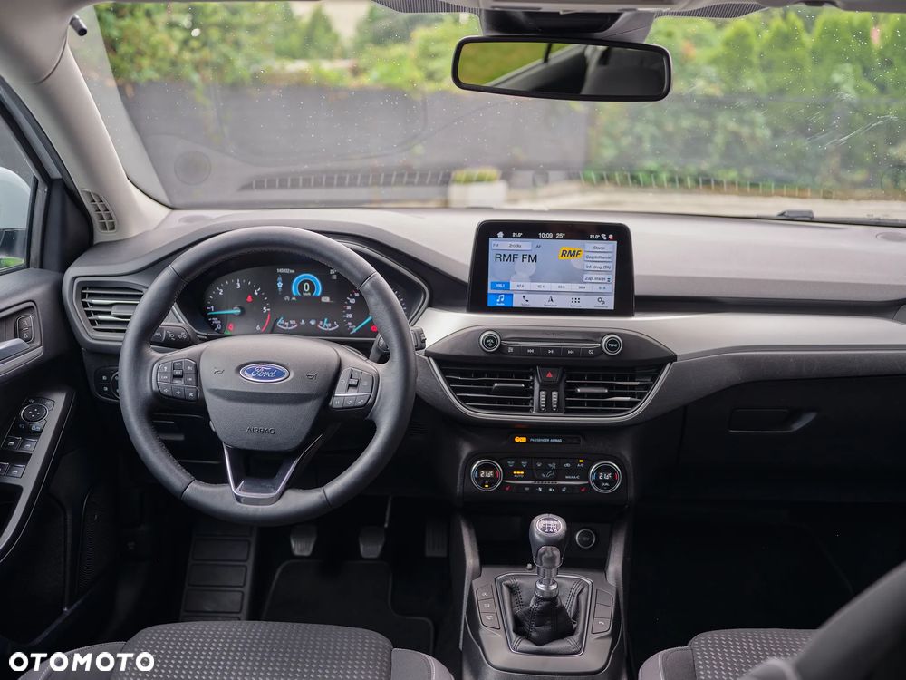 Ford Focus - 17