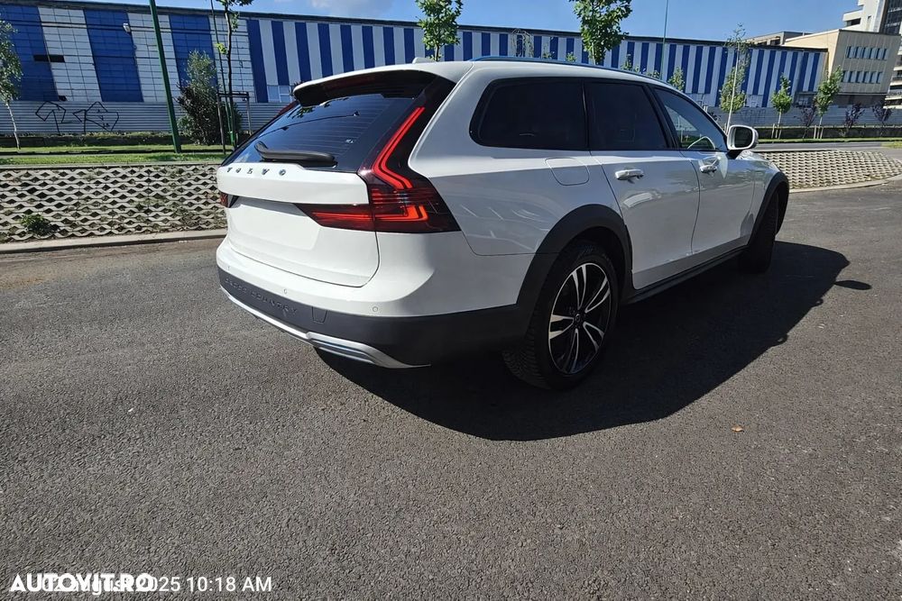 Volvo V90 - 13
