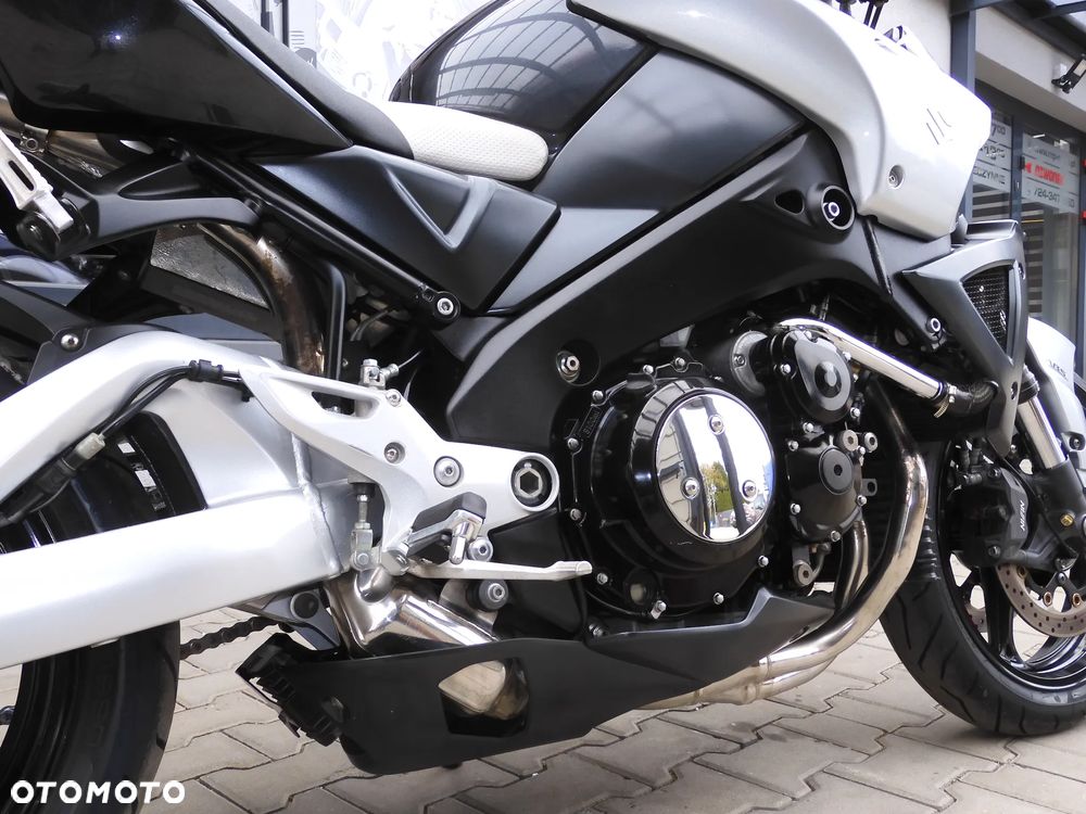 Suzuki GSX - 9