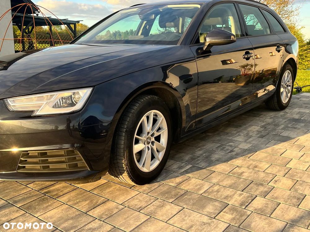 Audi A4 Avant 1.4 TFSI S tronic design - 5