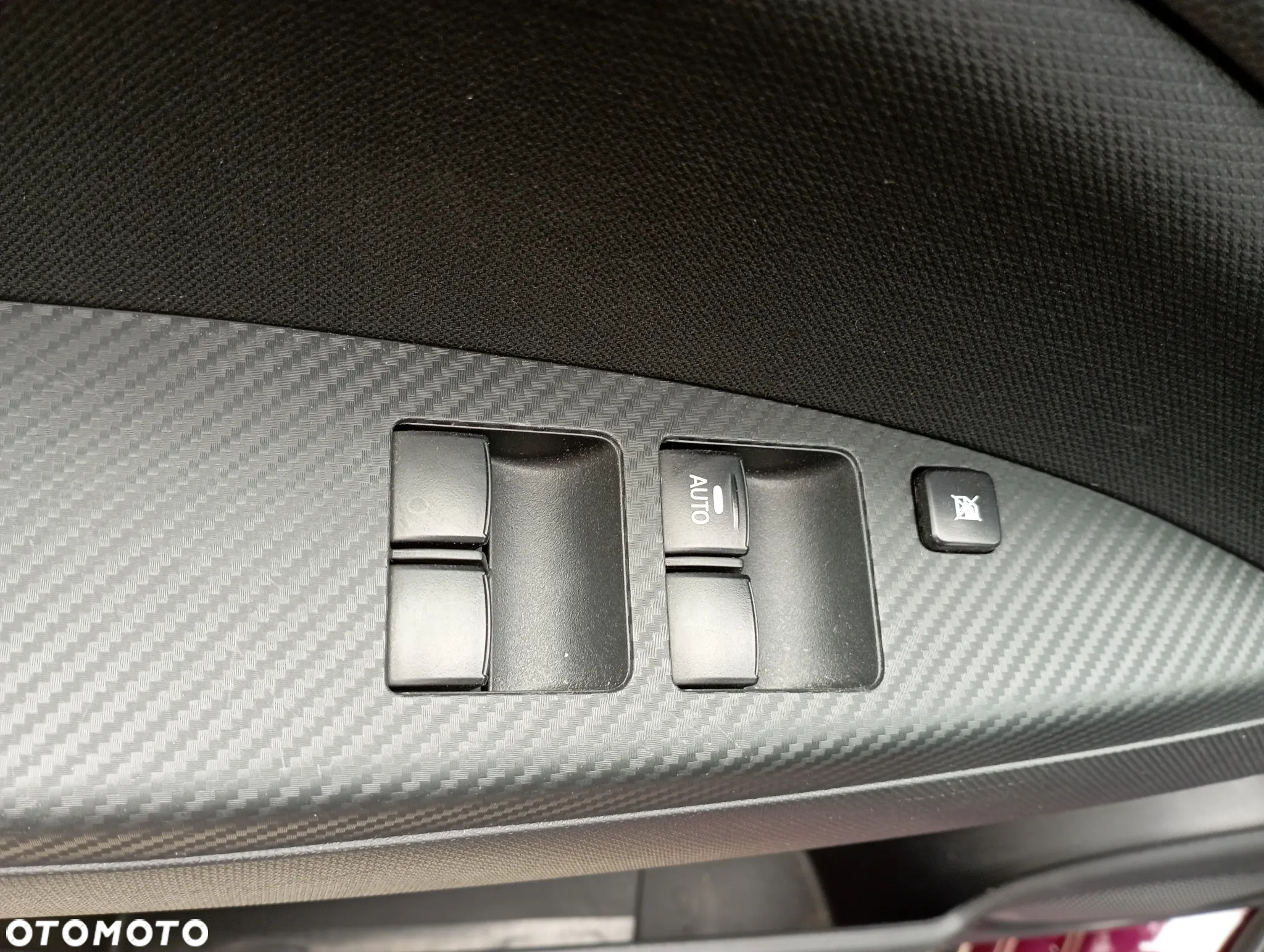Mitsubishi Space Star 1.2 Intense SDA CVT - 7