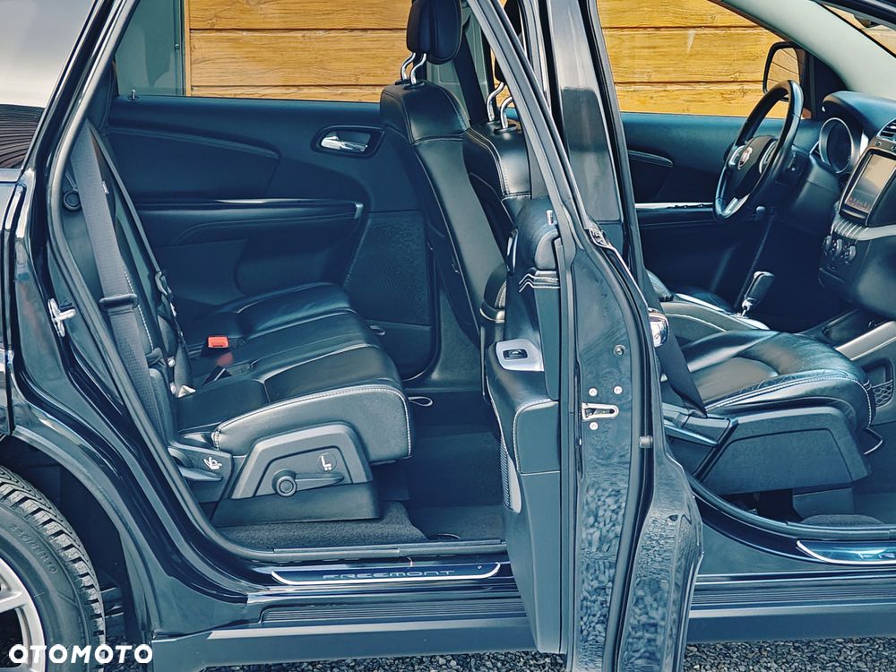 Fiat Freemont 2.0 Multijet 16V DPF Automatik Allrad Lounge - 31