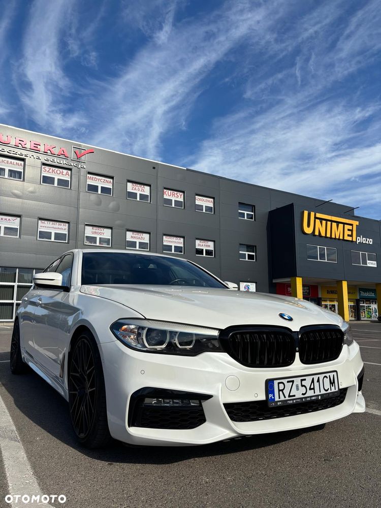 BMW Seria 5 530i xDrive Sport Line - 1