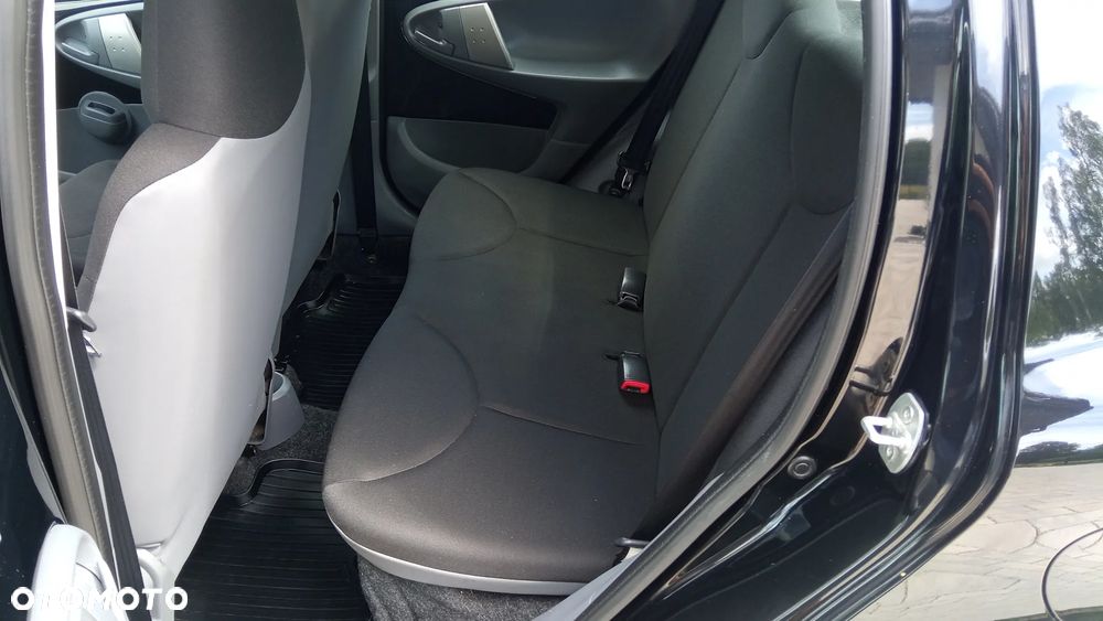 Toyota Aygo - 16