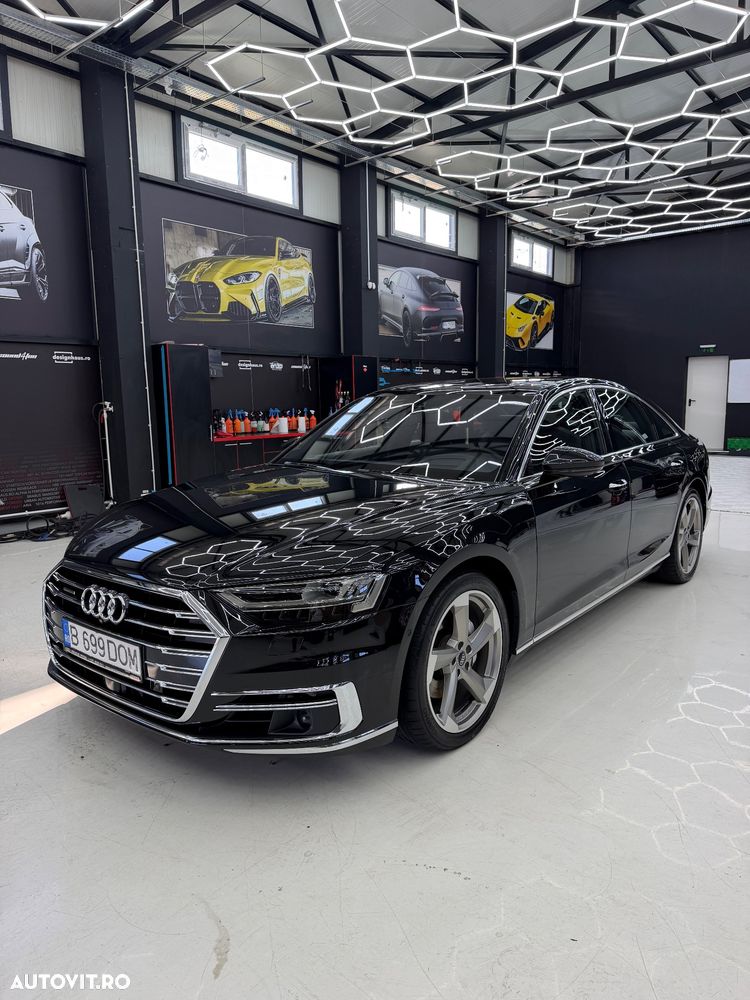 AUDI A8
