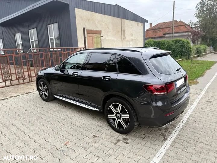 Mercedes-Benz GLC 220 d 4MATIC - 5