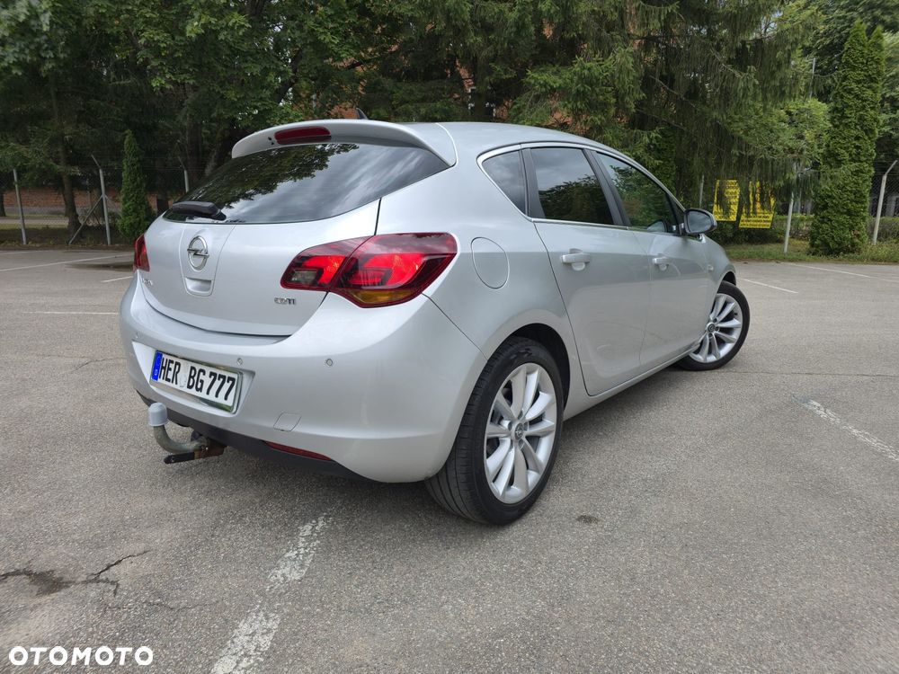 Opel Astra - 16