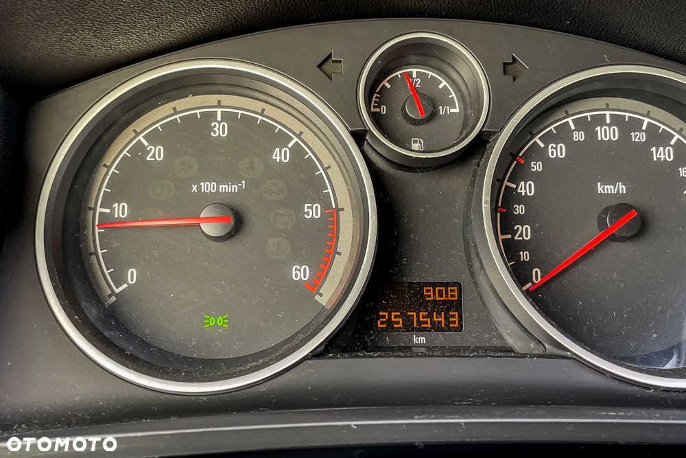 Opel Zafira - 14