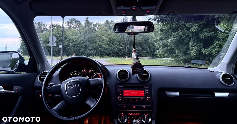 Audi A3 Sportback - 8