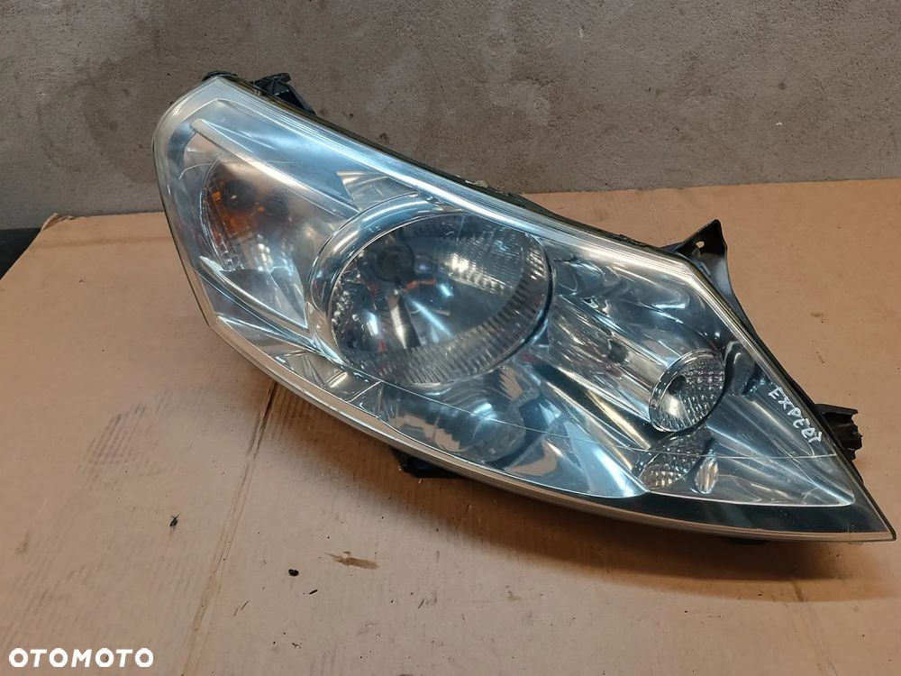 LAMPA PRZÓD PRZEDNIA PRAWA PEUGEOT EXPERT II JUMPY II - 1