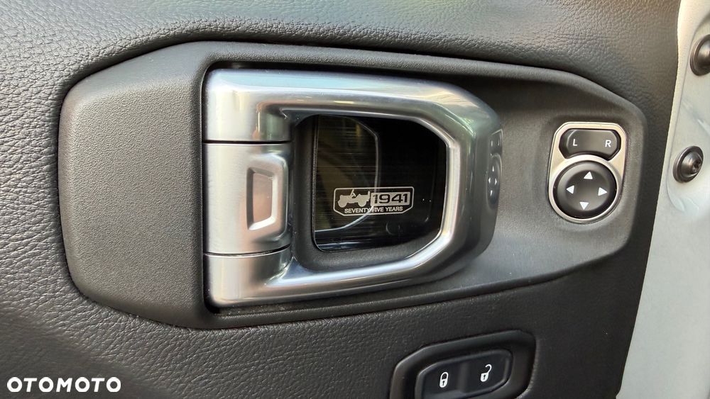 Jeep Wrangler Unlimited 2.0 Turbo PHEV 4xe Rubicon - 12