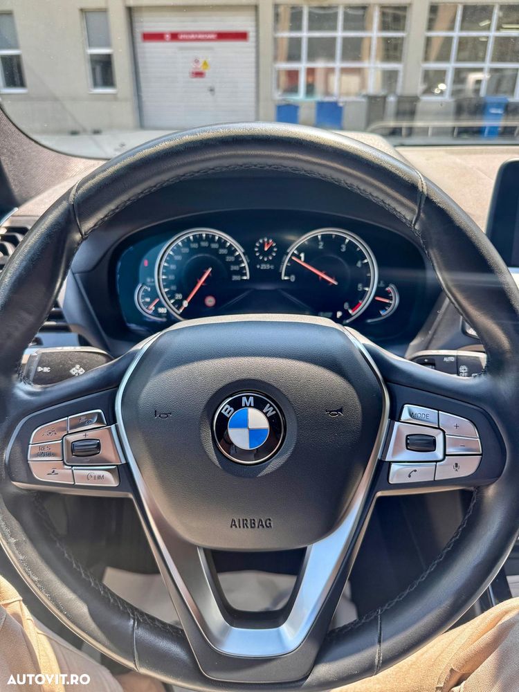BMW X3 xDrive20d AT xLine - 4