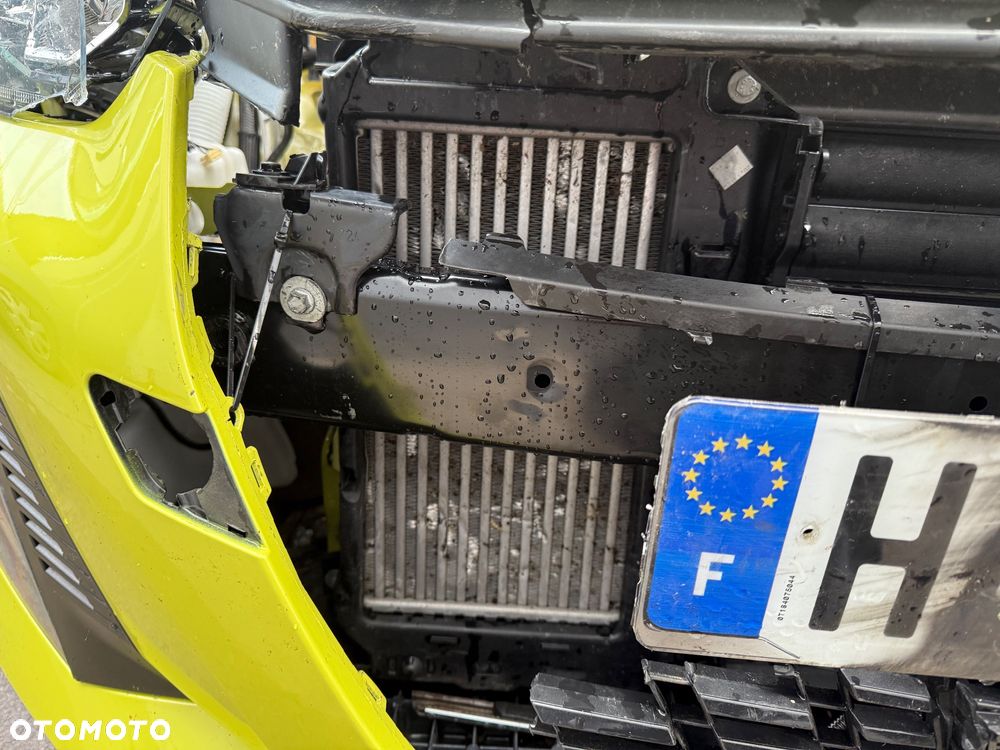 Peugeot 208 PureTech 100 Style - 35