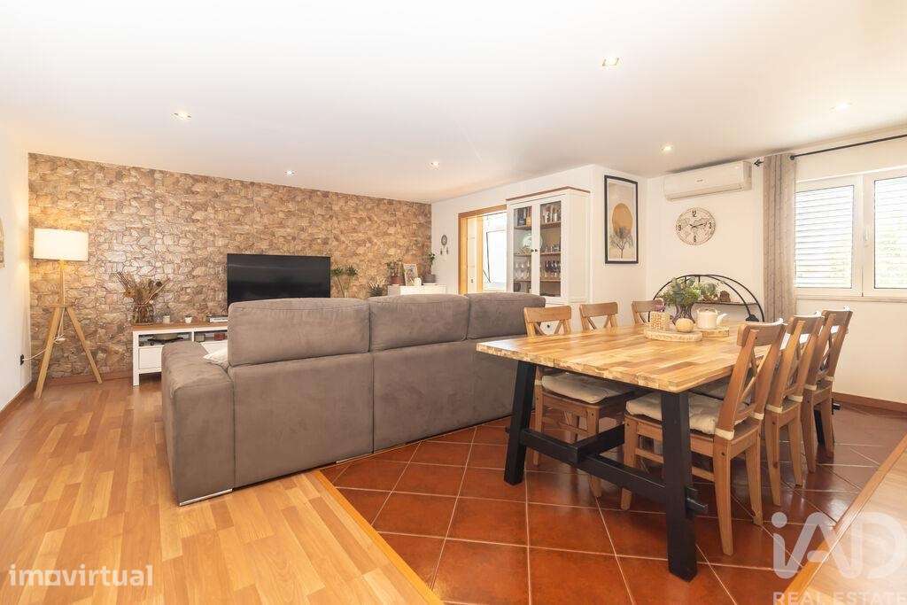 Apartamento T3 em Pinhal Novo de 121 m2