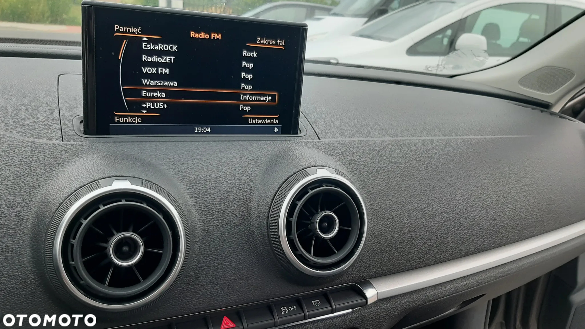 Audi A3 1.6 TDI Attraction - 11