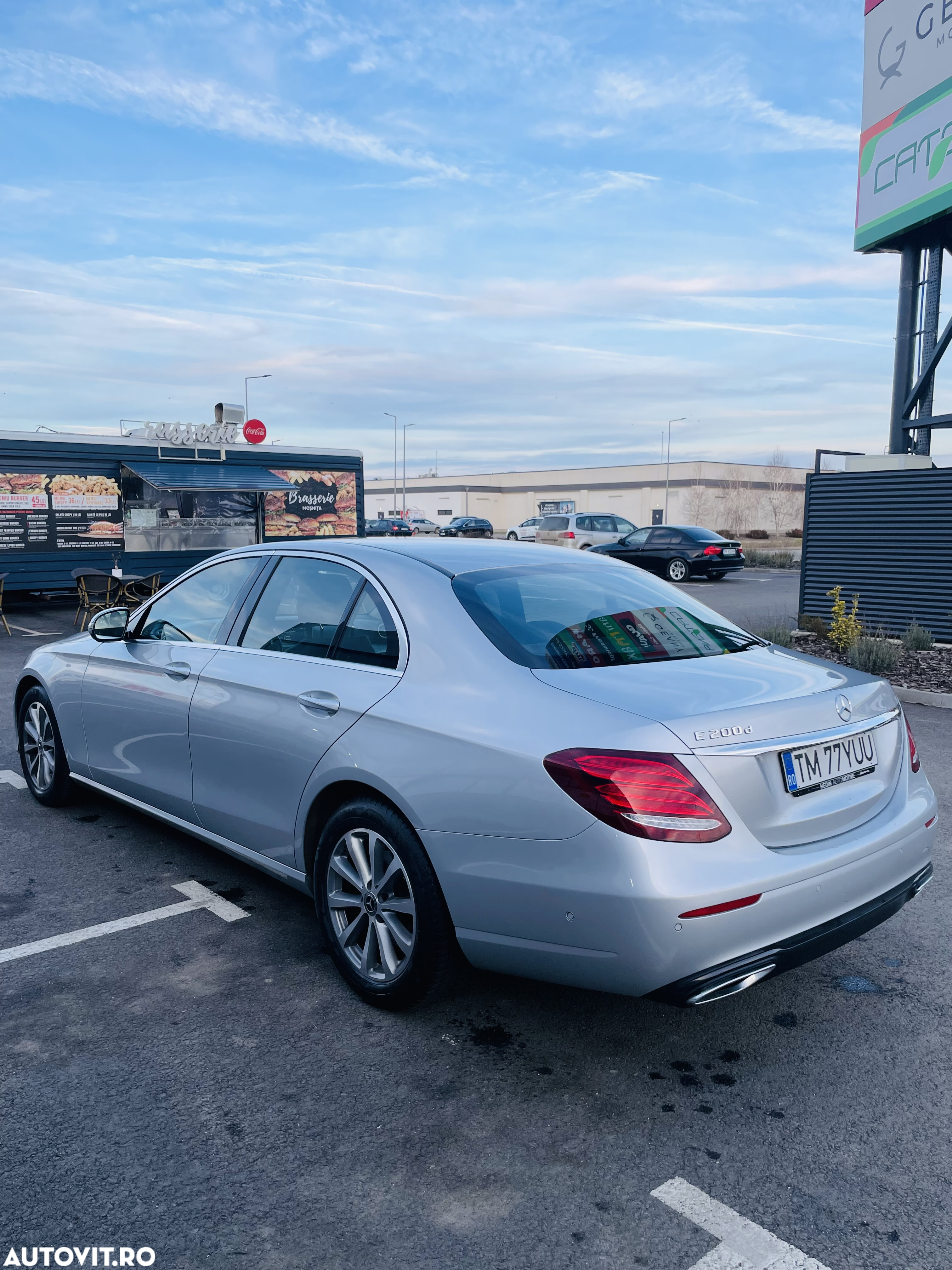 Mercedes-Benz E - 4