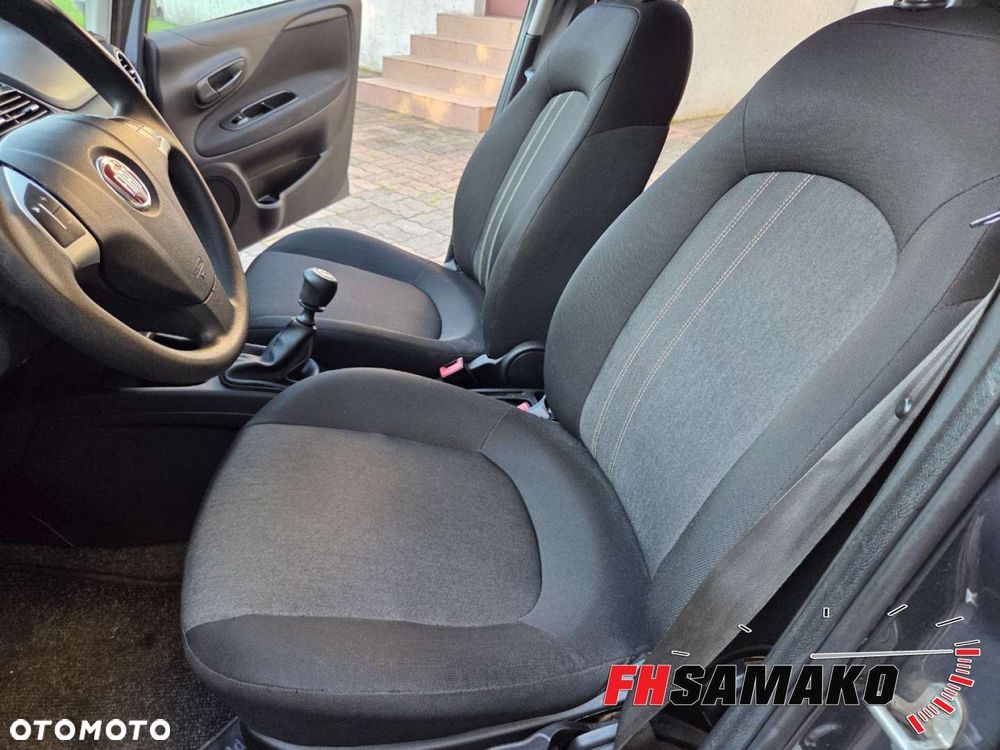 Fiat Punto 1.2 Young - 14
