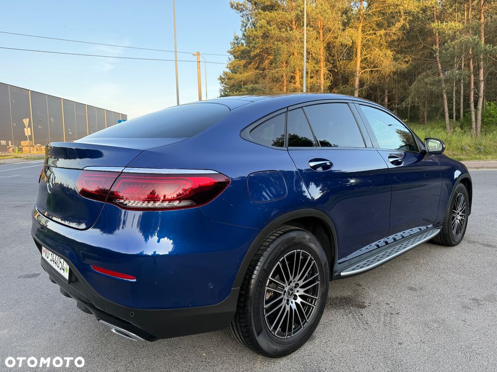 Mercedes-Benz GLC 200 4Matic 9G-TRONIC AMG Line - 13