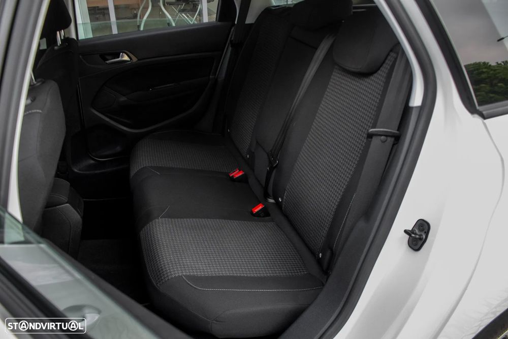 Peugeot 308 SW BlueHDi 100 Stop & Start Active - 24