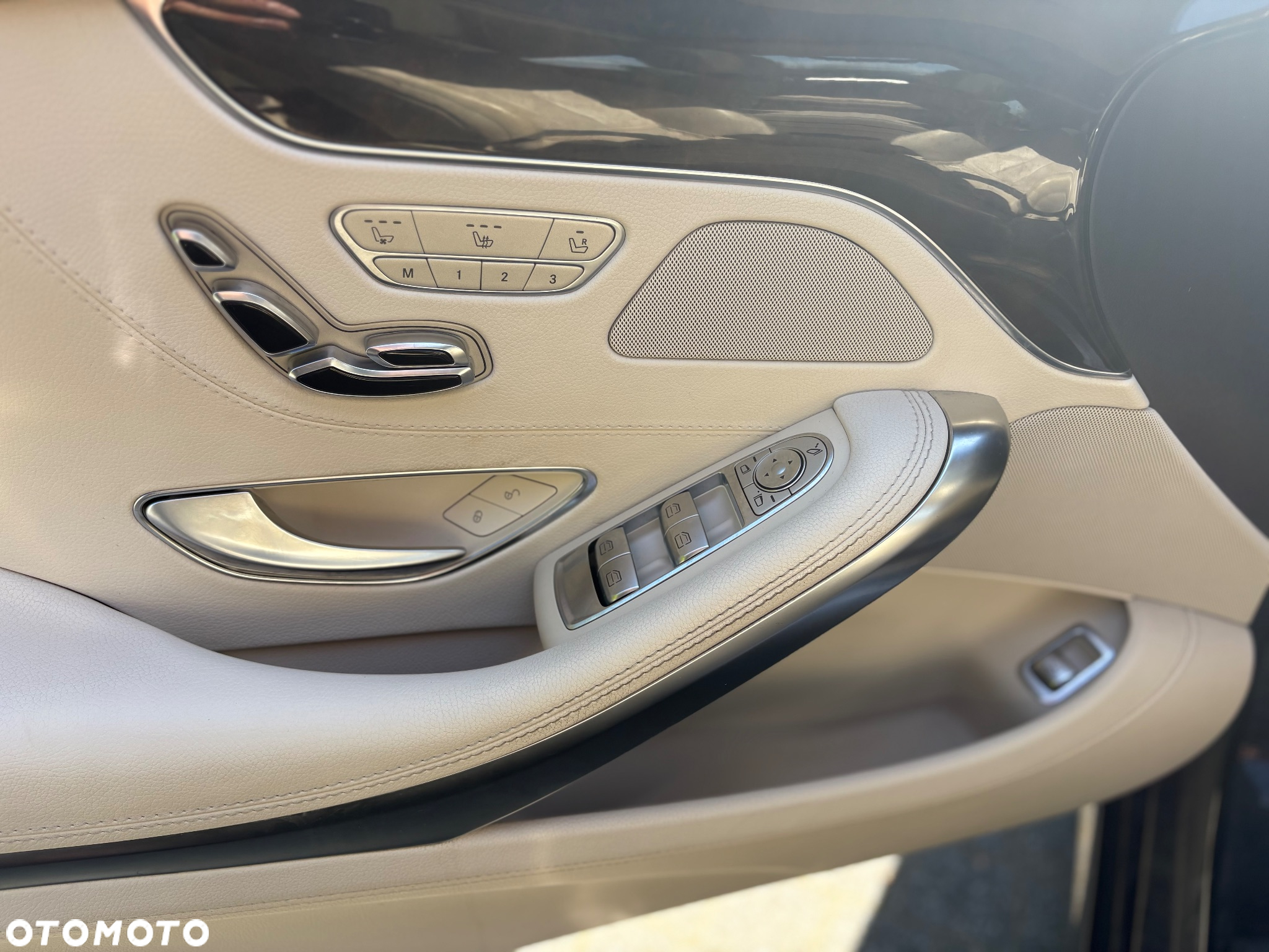 Mercedes-Benz Klasa S 400 Coupe 4-Matic 7G-TRONIC - 25