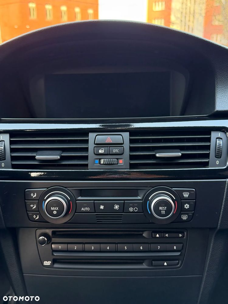 BMW Seria 3 320d DPF - 11