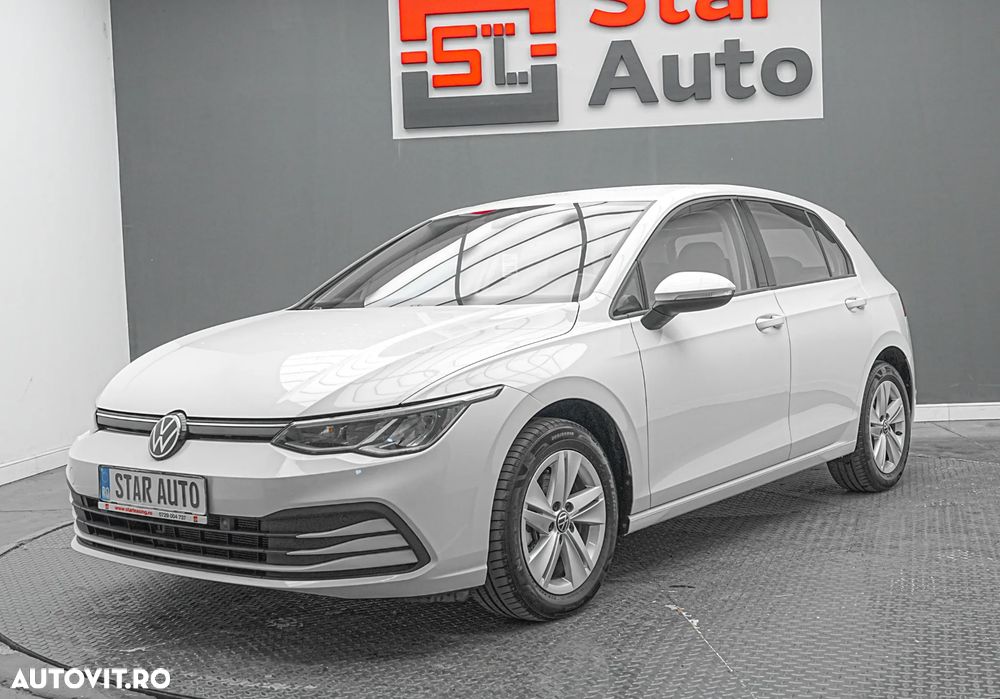 Volkswagen Golf 1.5 eTSI MHEV 130CP DSG Life - 2
