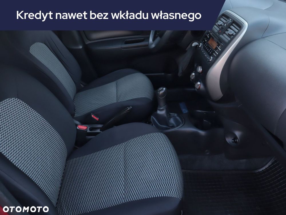 Nissan Micra - 11