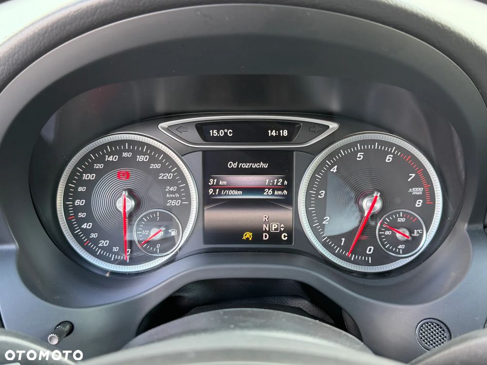Mercedes-Benz Klasa A 180 7G-DCT StreetStyle - 27