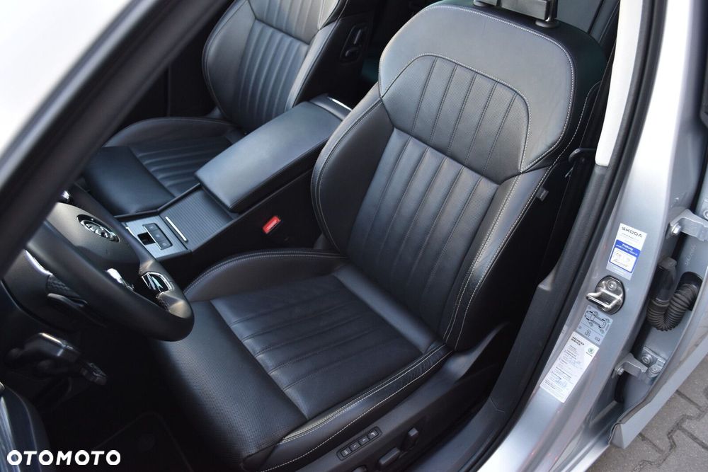 Skoda Superb 2.0 TDI SCR 4x4 Style DSG - 27