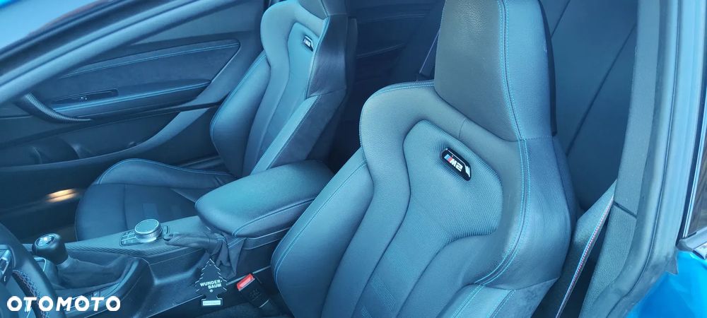 BMW M2 Competition - 11