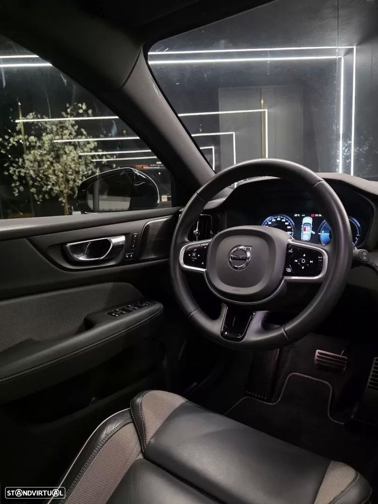 Volvo V60 2.0 T6 AWD TE R-Design - 18