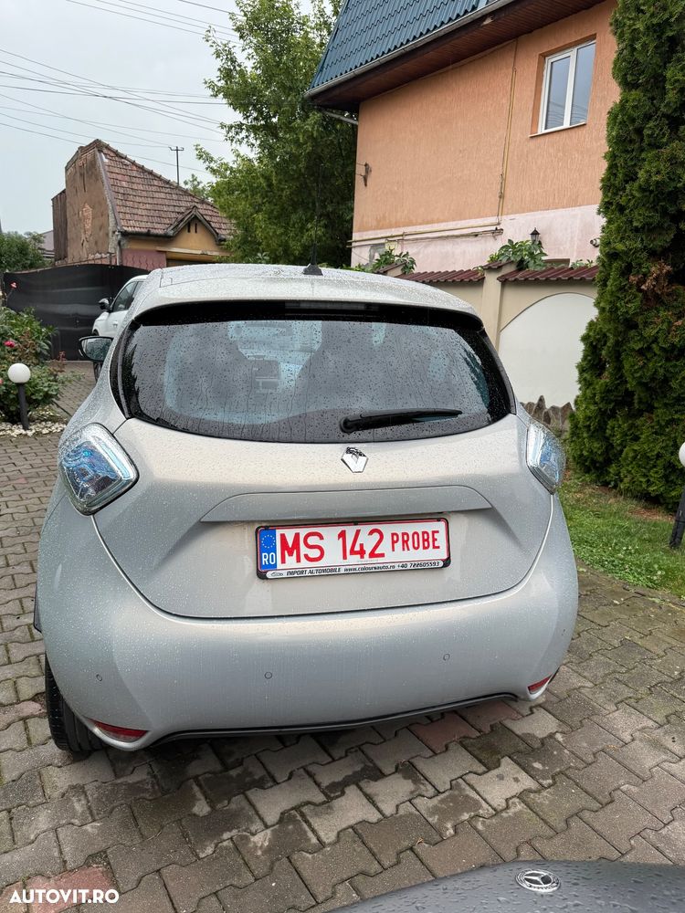 Renault ZOE - 13