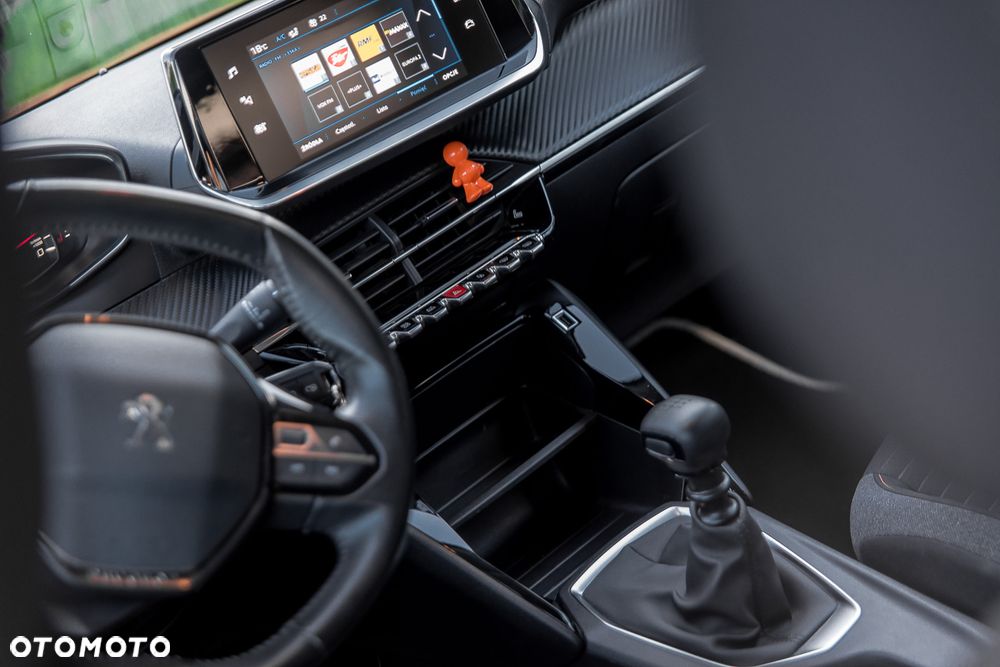 Peugeot 2008 1.2 PureTech Allure Pack S&S - 14