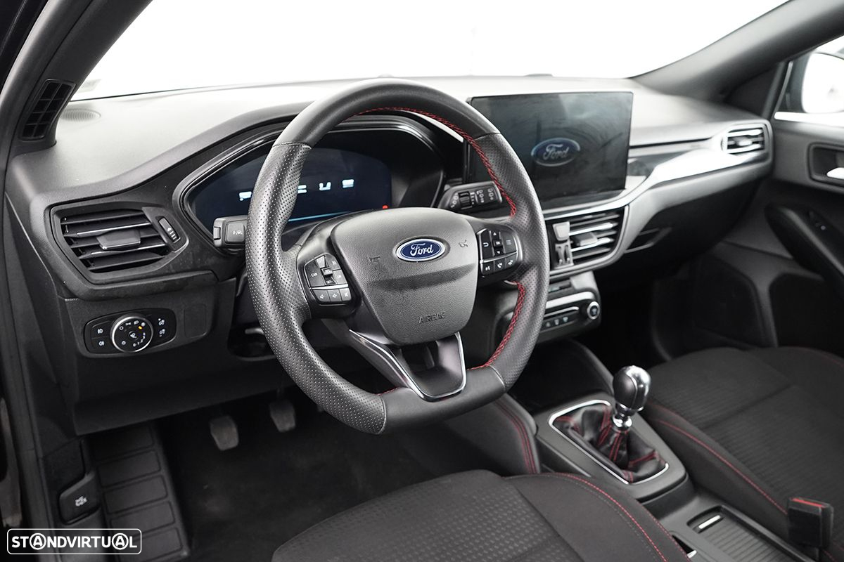 Ford Focus 1.0 EcoBoost MHEV ST-Line X - 7