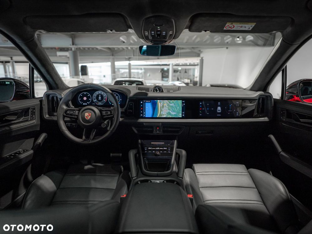Porsche Cayenne GTS - 25