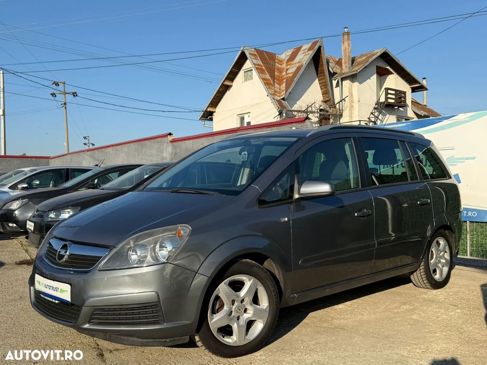 Opel Zafira 1.8 Family - 1