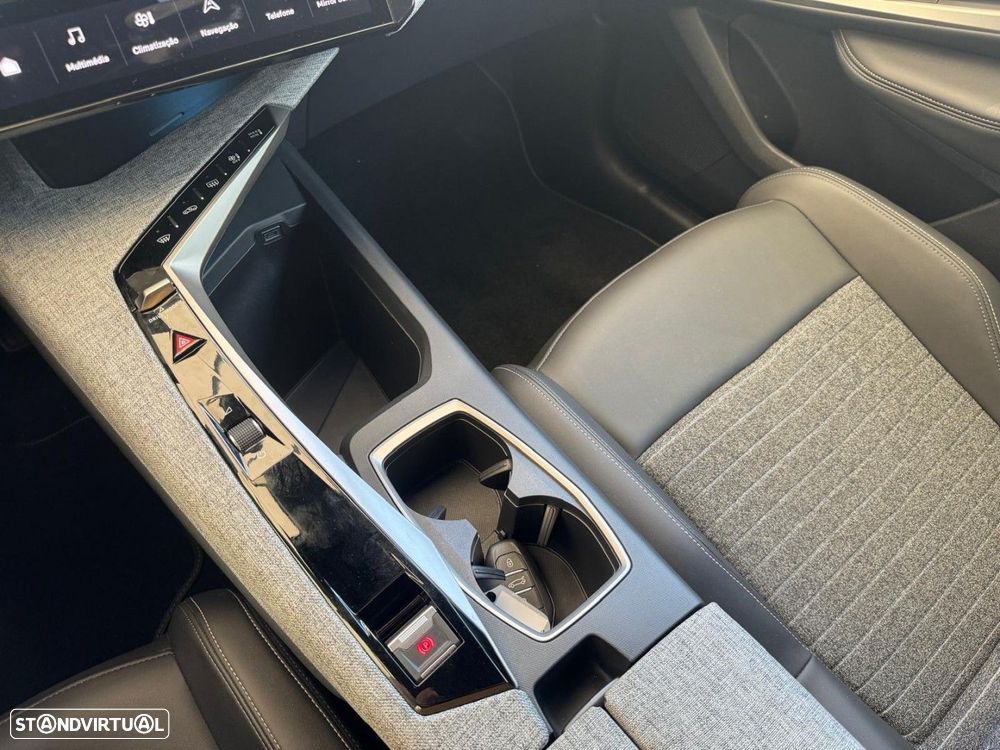 Peugeot E-3008 73 kWh Allure - 21