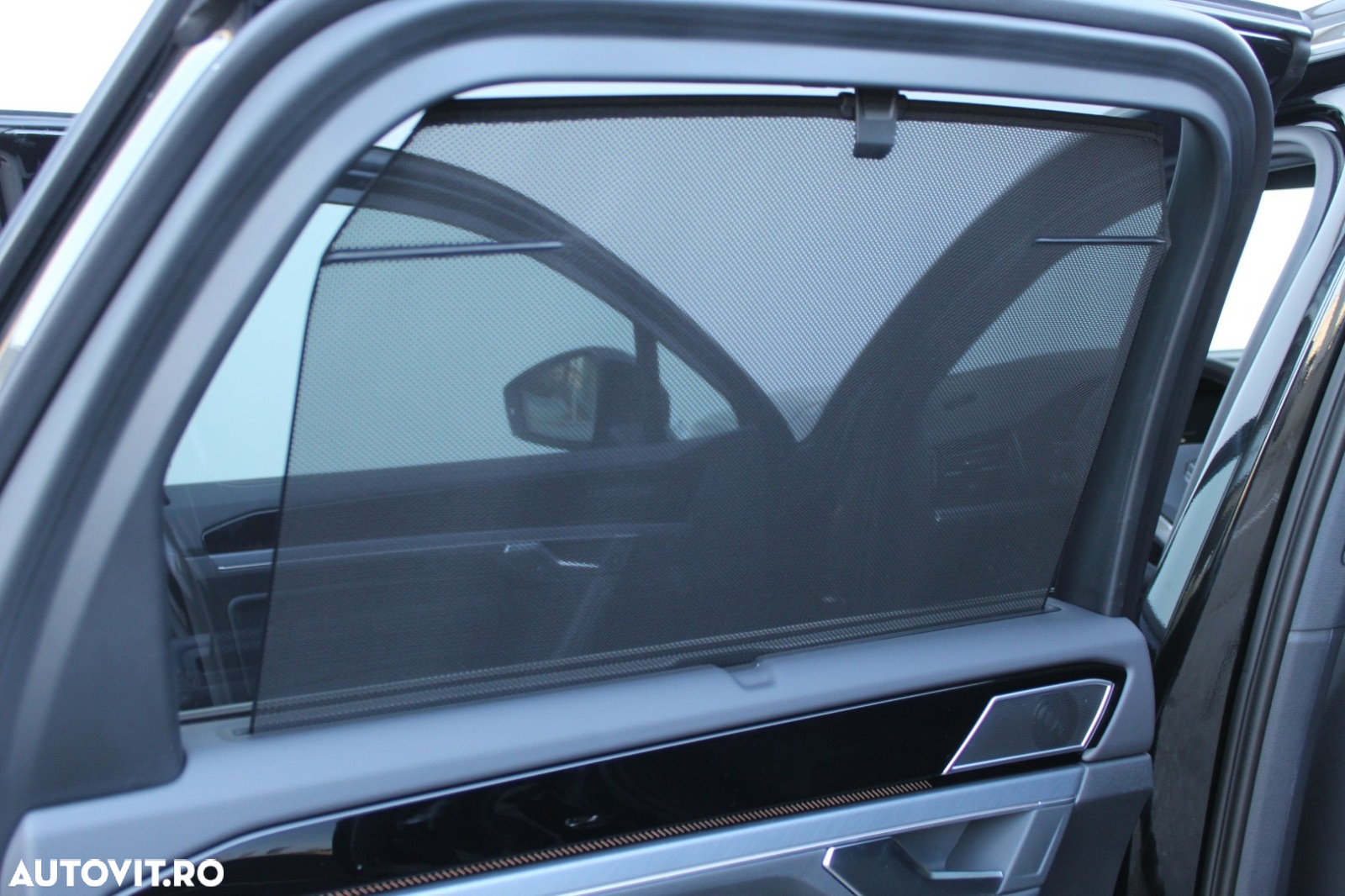 Volkswagen Touareg V6 TDI R-Style - 16