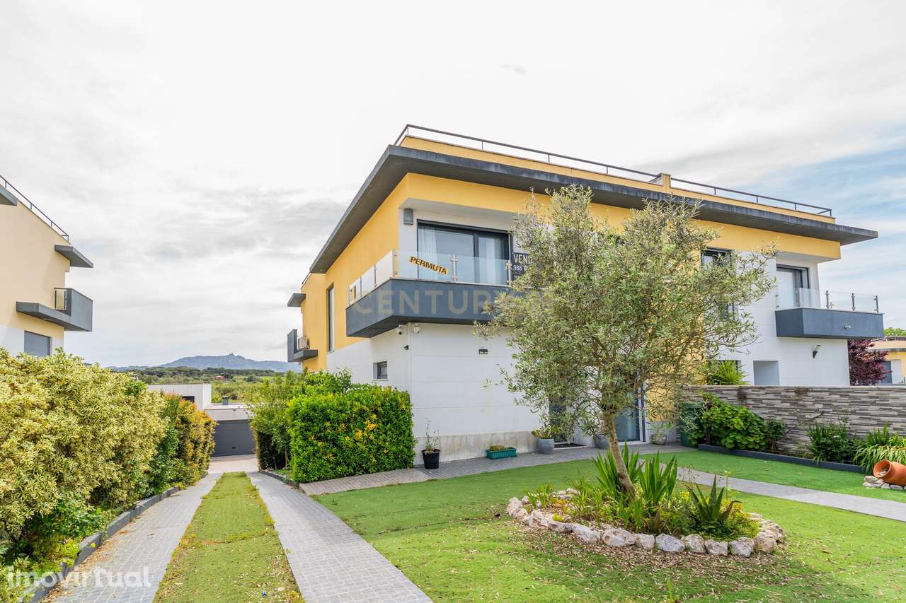 Moradia T3 com mais três divisões e piscina em Sintra com possibilidad - Grande imagem: 4/60