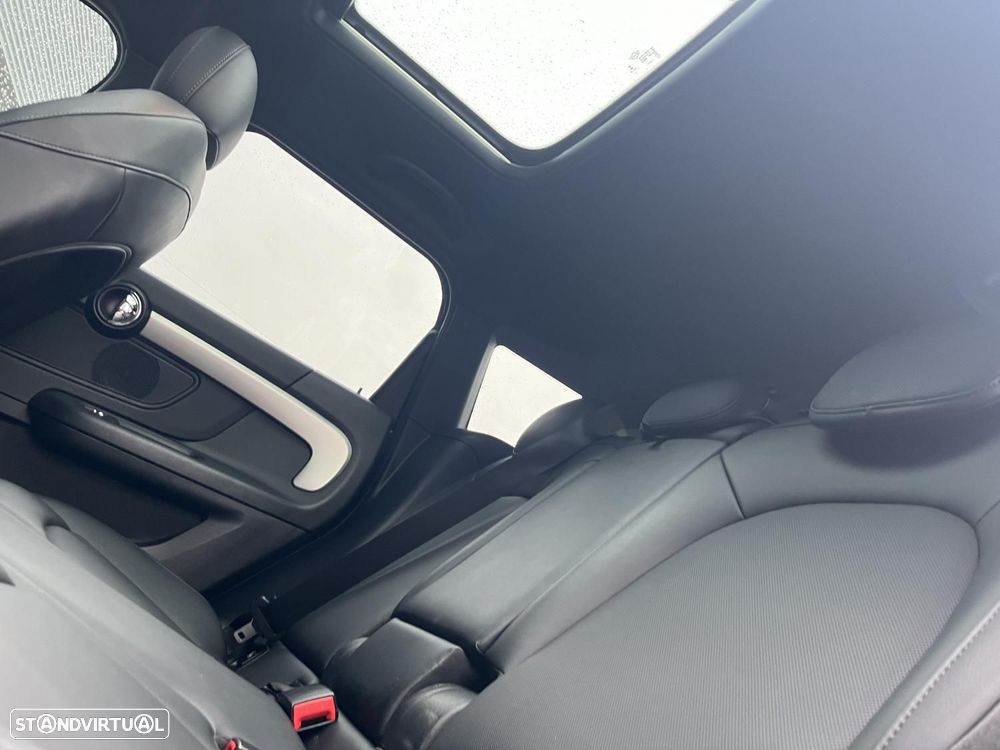 MINI Countryman Cooper SE ALL4 Auto - 8