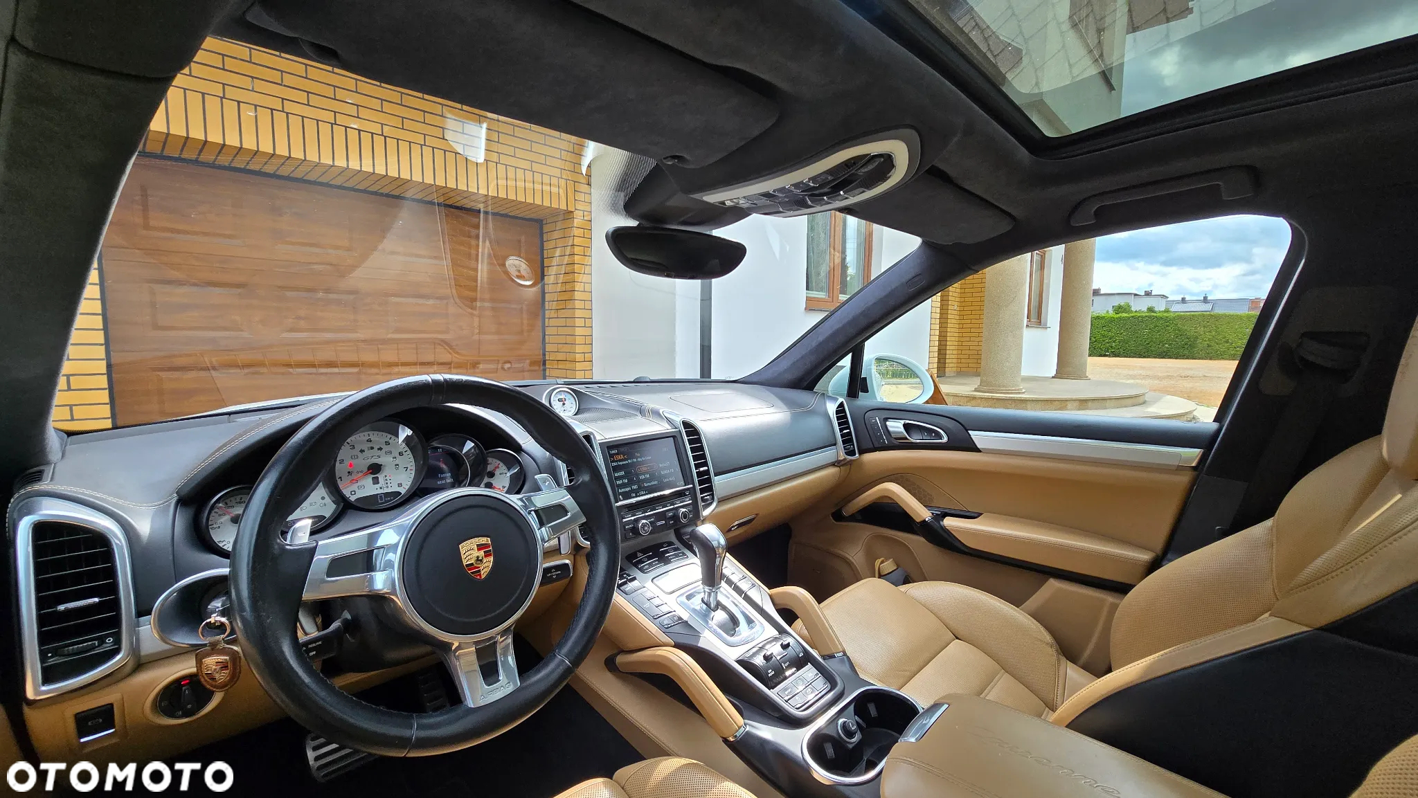 Porsche Cayenne GTS - 24