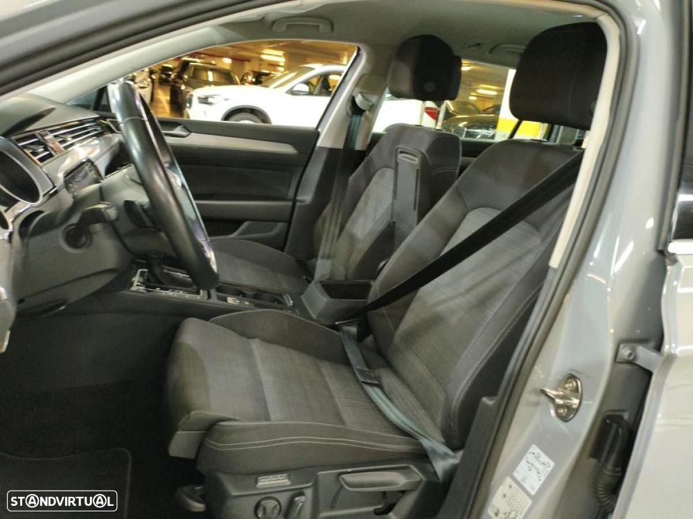 VW Passat Variant 2.0 TDI Business DSG - 3